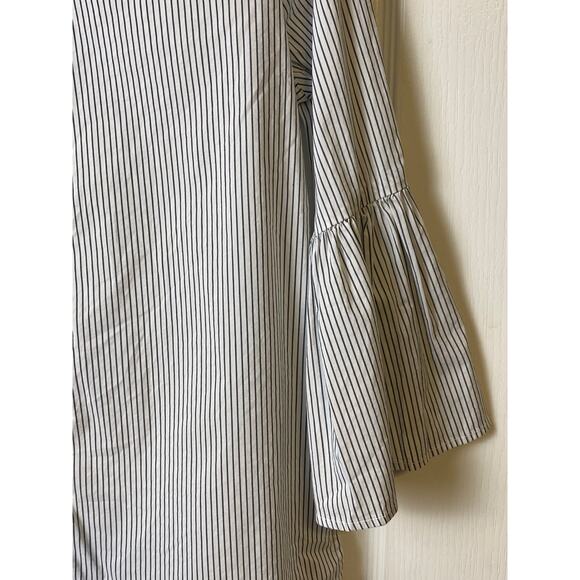 Gibson Poplin White Black Pinstripe Bell Sleeve Blouse Women's Size Small - Picture 5 of 11